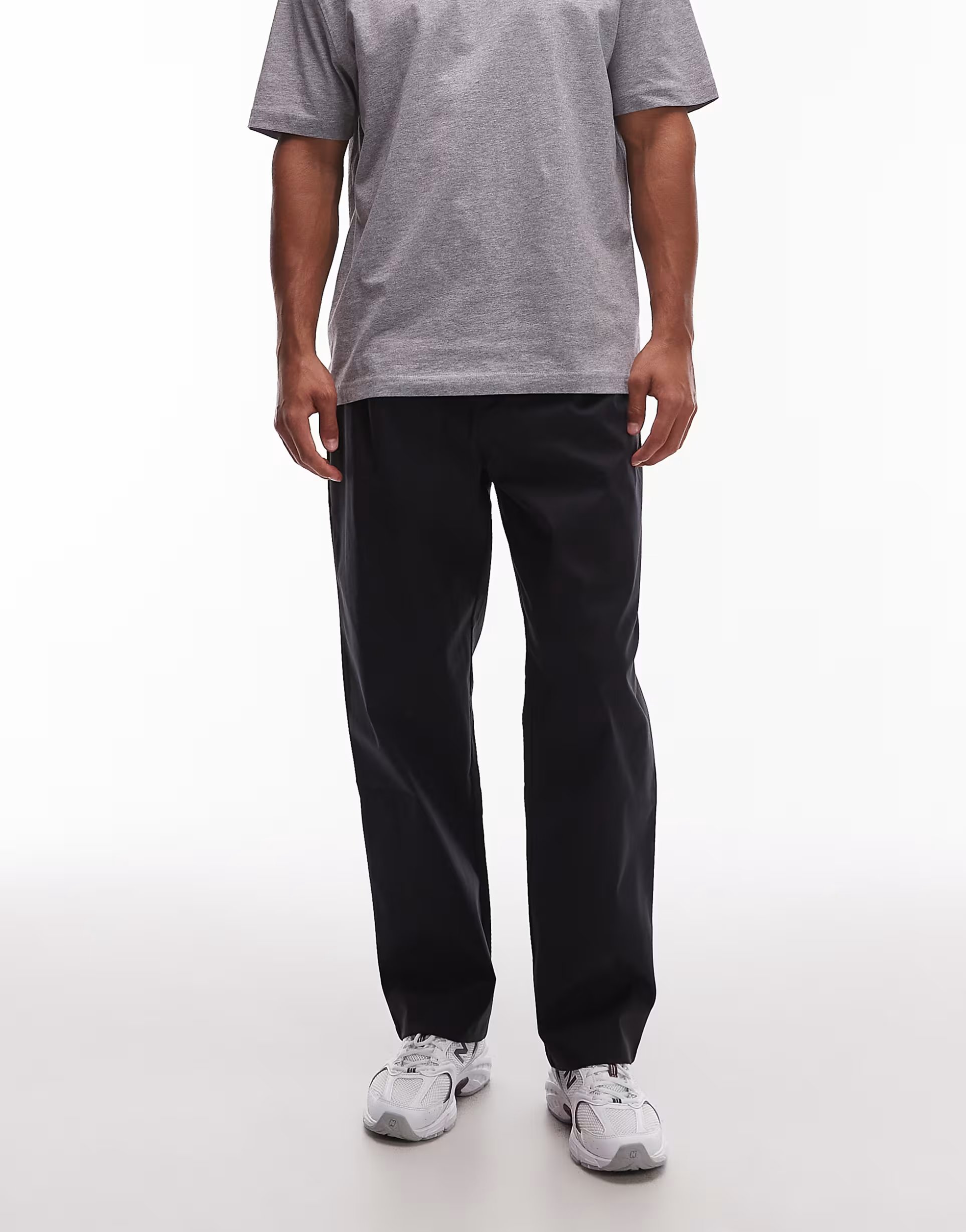 ASOS New Balance Athletics relaxed trouser in black - 1