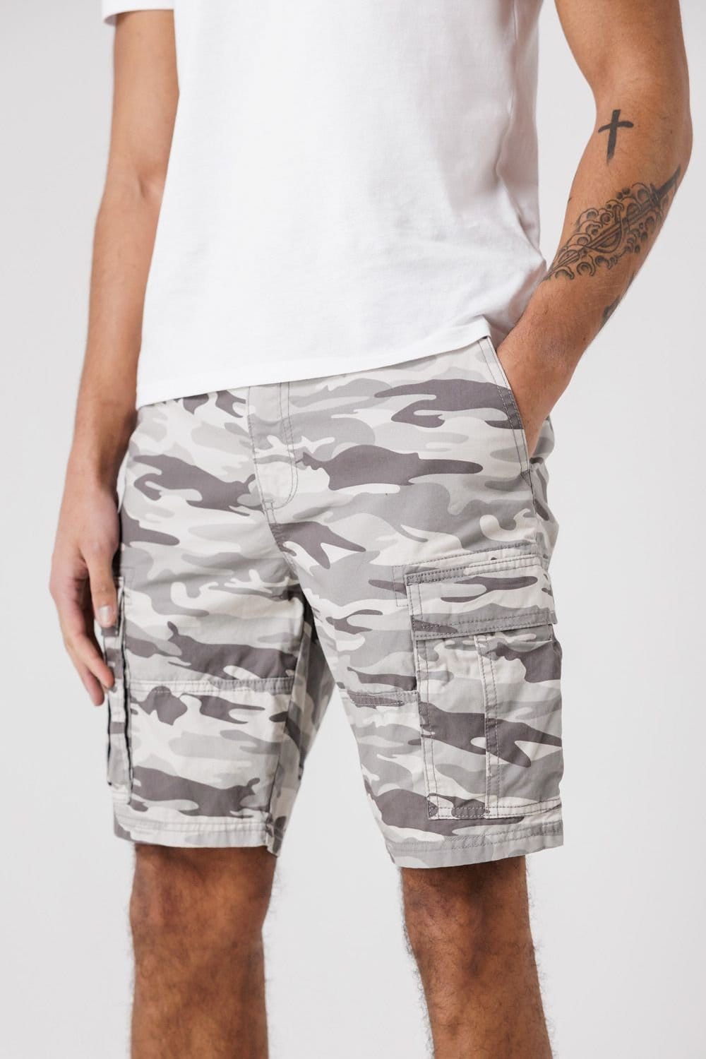 Tokyo Laundry Tokyo Laundry Men's Washed Cotton Twill Cargo Shorts with Camo Print in Grey - 4
