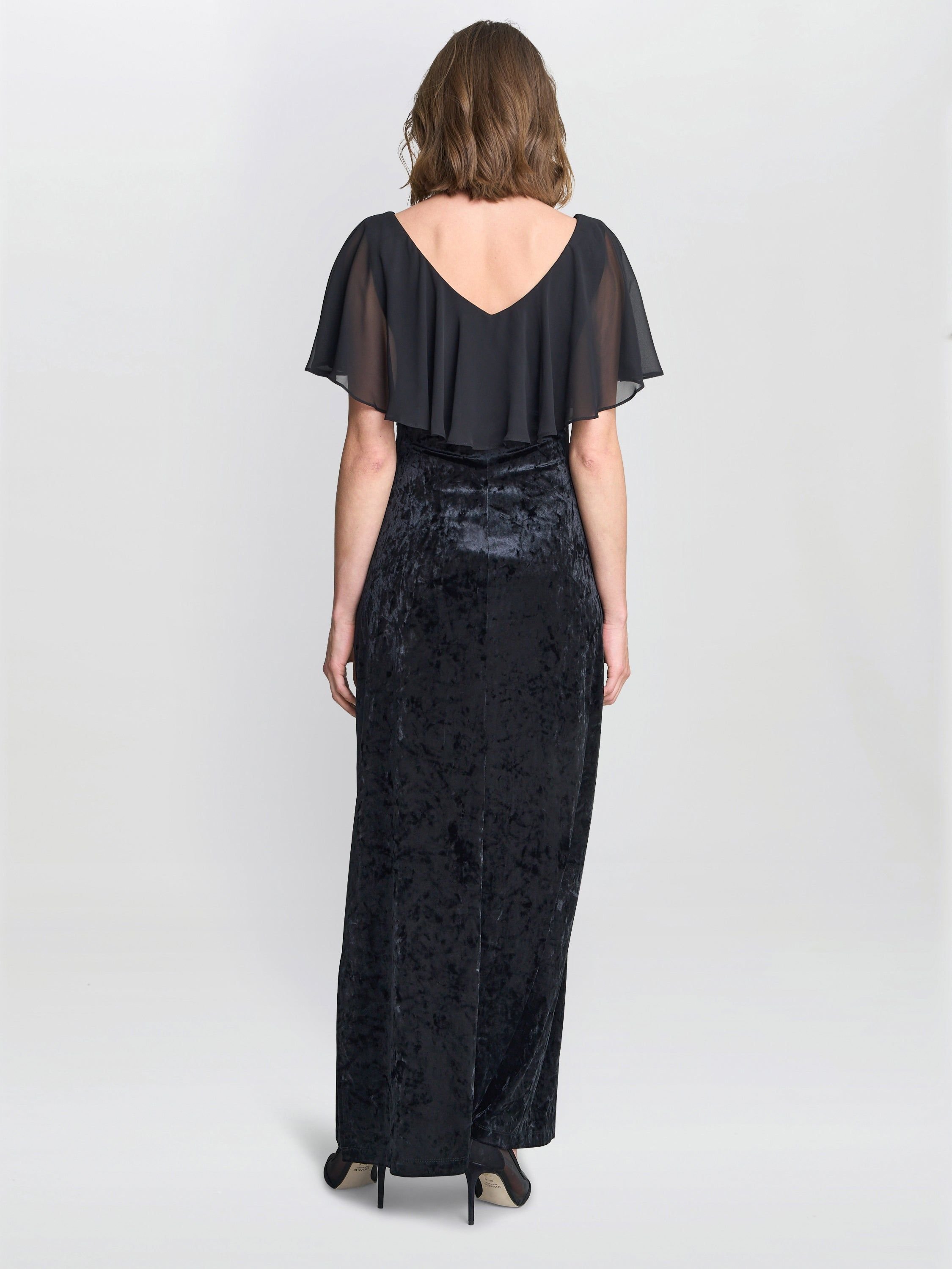 Gina Bacconi Gina Bacconi Women's Daphne Velvet Maxi Dress With Chiffon Cape in Black - 2