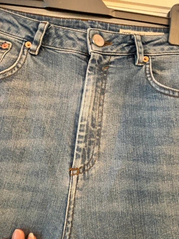 ASOS Women's Slim Mom Jeans - W30 L30 (UK 12) - Light Blue Wash