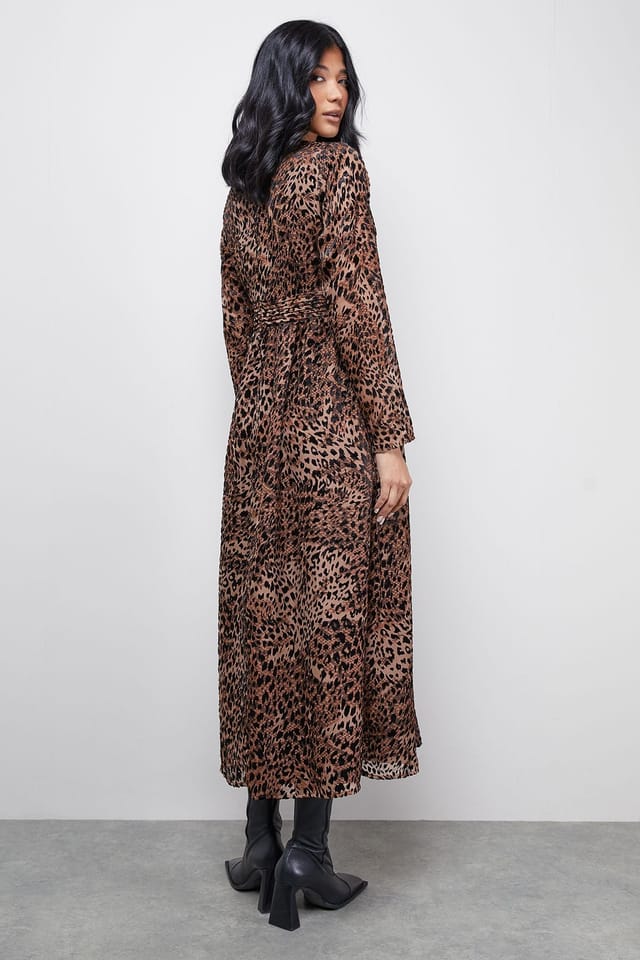 Warehouse Warehouse Women's Petite Burnout Velvet Plunge Neck Waisted Midi Dress in Animal - 3