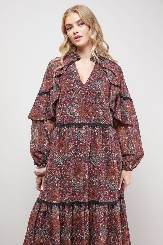 Oasis Oasis Women's Printed Cape Detail Lace Trim Boho Maxi Dress in Brick Red - 2