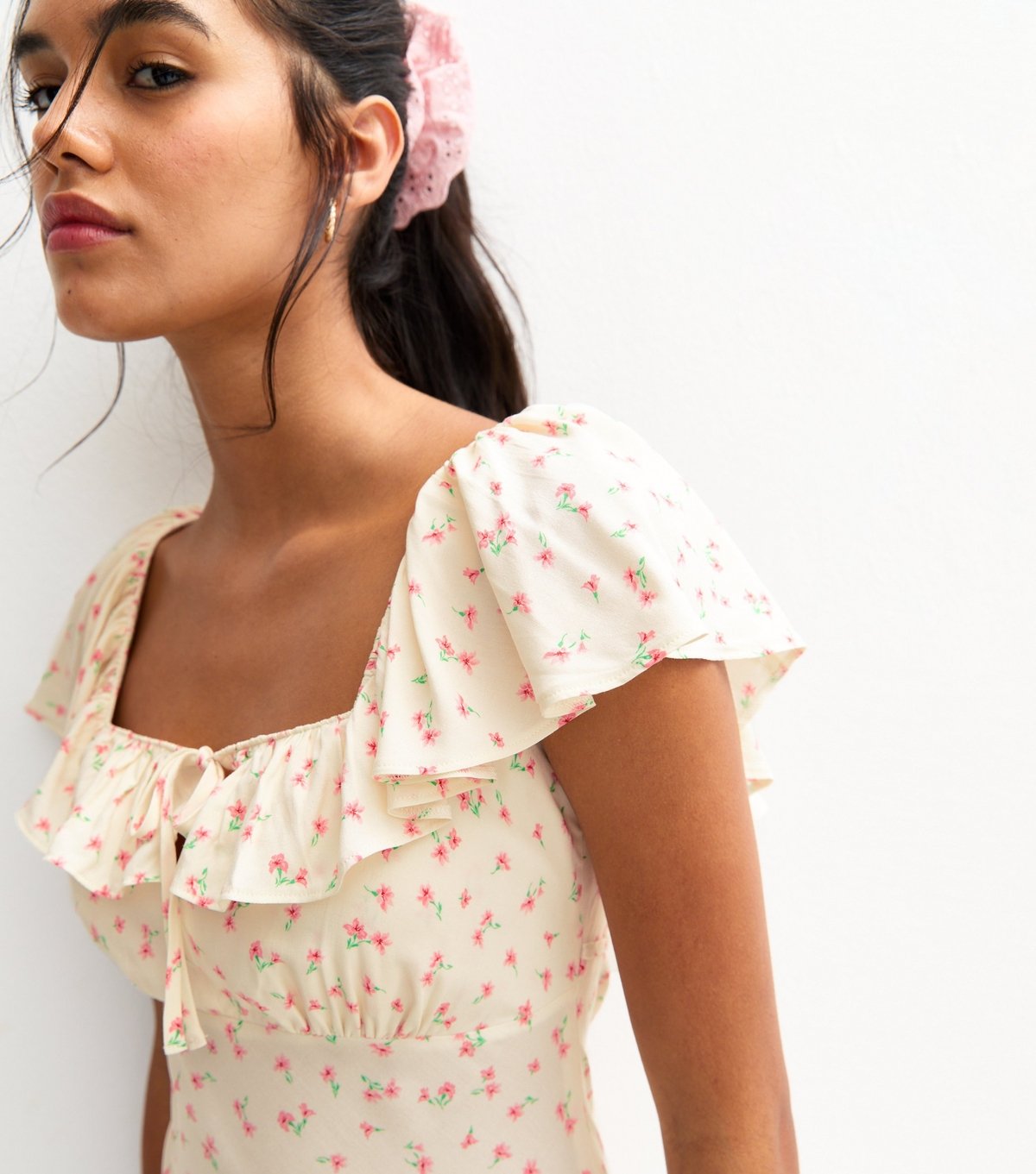 New Look Women's Cream Ditsy Print Square Neck Frill Trim Midi Dress New Look - 2