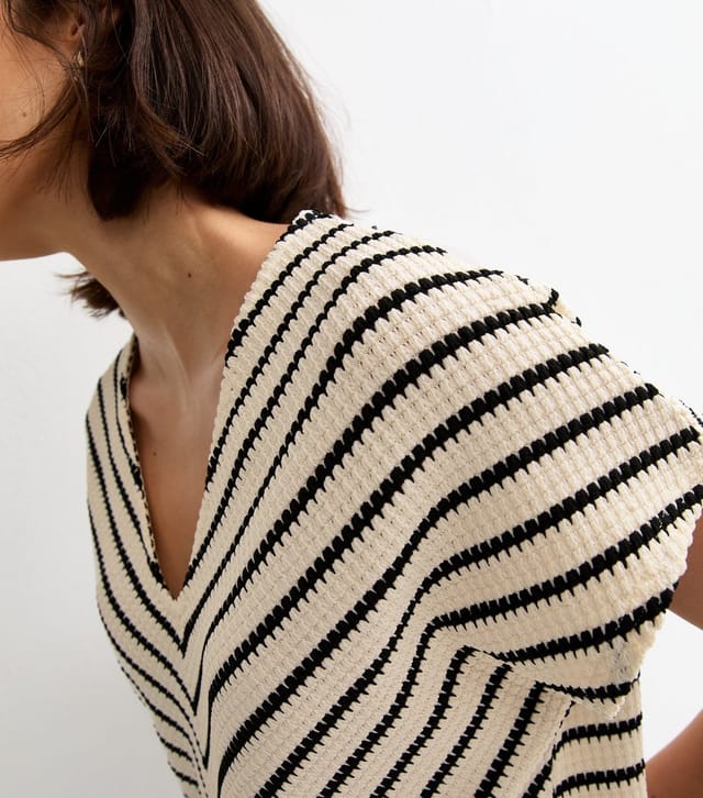 New Look Women's White Soft Touch Textured Stripe Batwing Sleeve Top New Look - 2