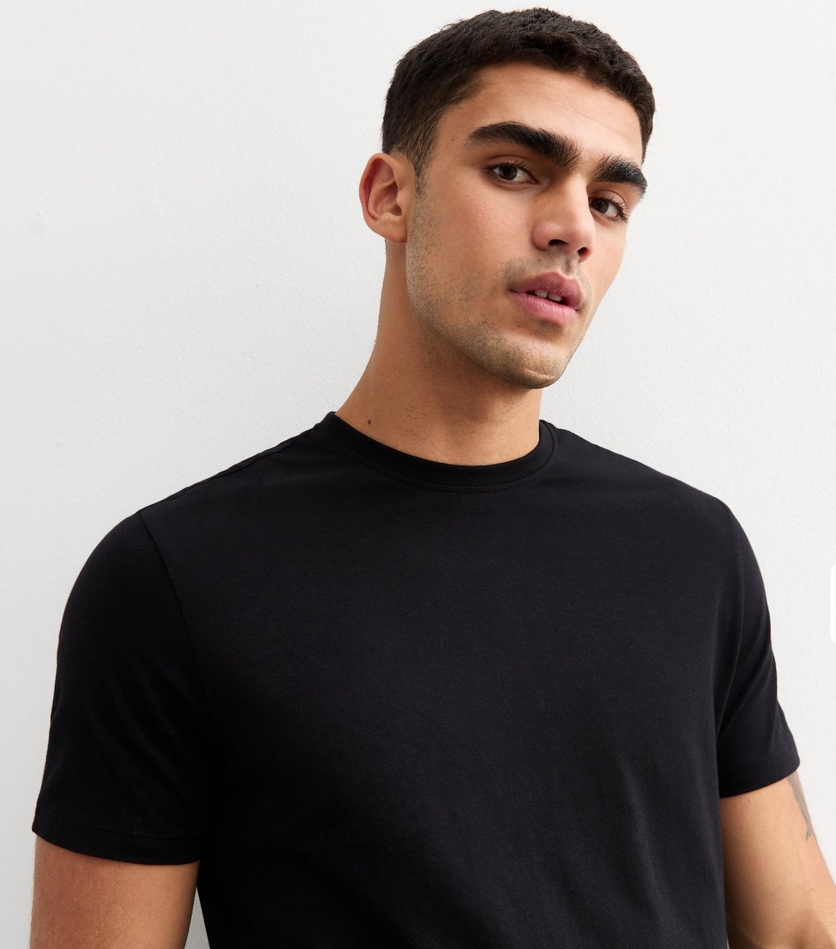 New Look Men's 2 Pack of Black Cotton T-Shirts New Look - 2