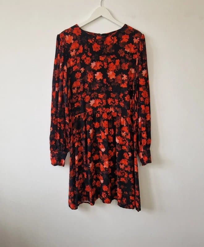 Warehouse Warehouse Dress 14 Black Red Floral Long Sleeve Fit & Flare Smart Office Work