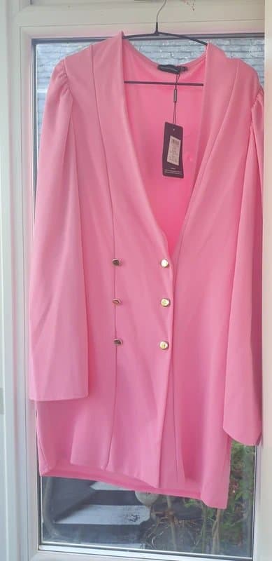 PrettyLittleThing Pretty little thing blazer dress Christmas mew years party outfit