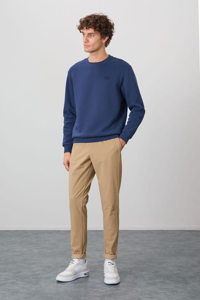 Tommy Life Tommy Life Men's Regular Fit Crew Neck Sweatshirt in Mid Navy - 2