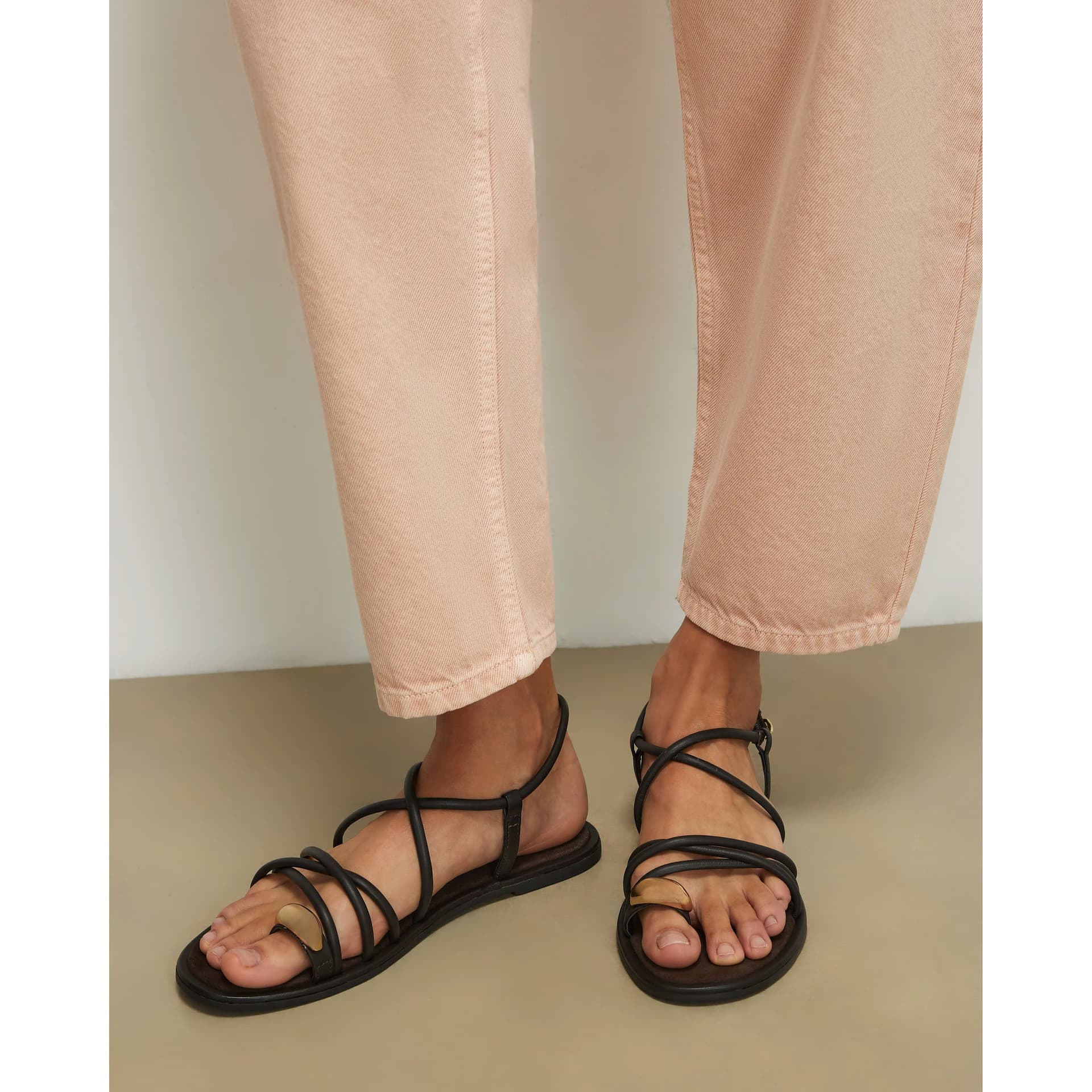 River Island River Island Womens Brown Leather Metal Toe Loop Flat Sandals