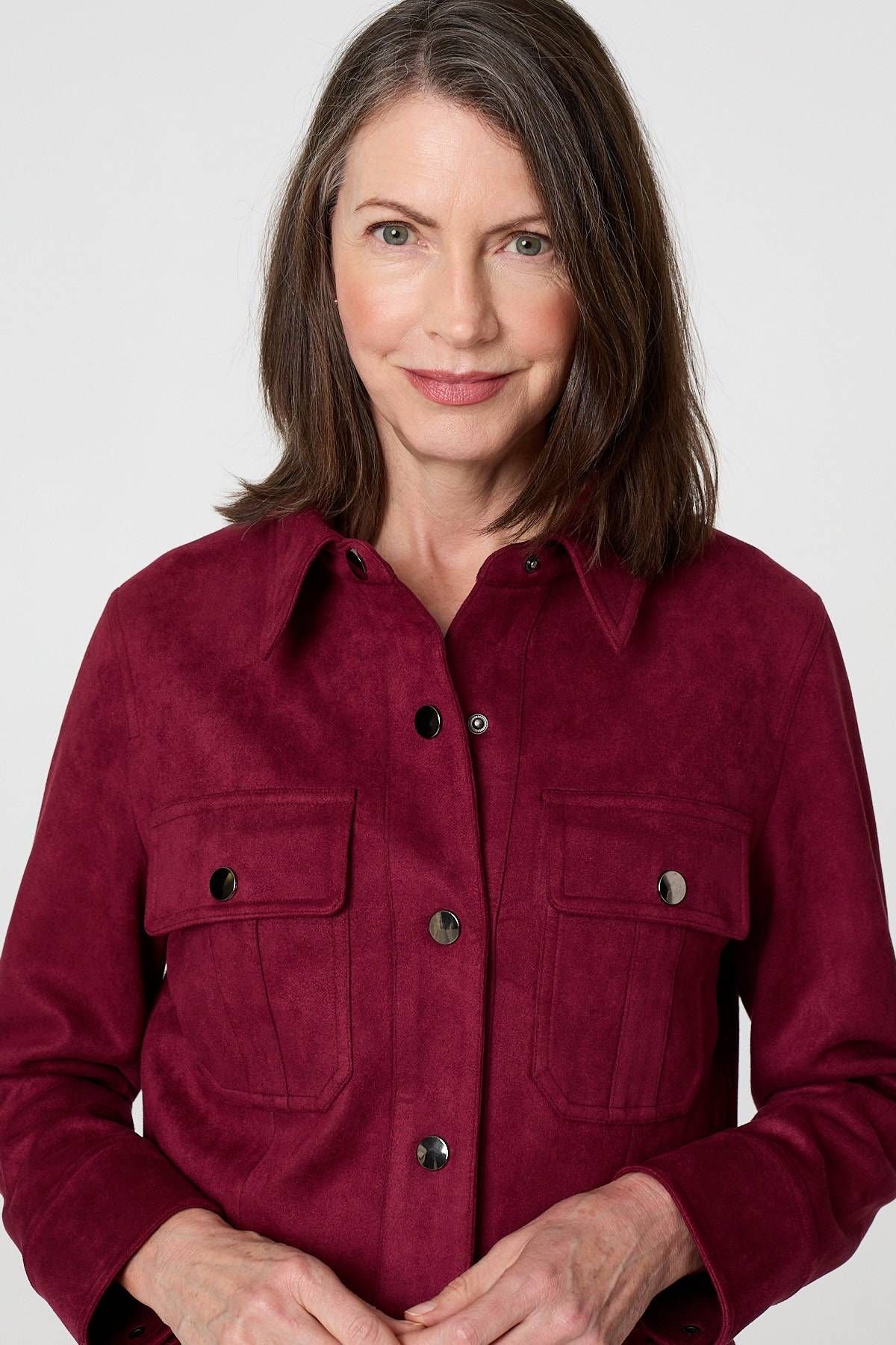 Izabel London Izabel London Women's Faux Suede Cropped Collared Jacket in Burgundy - 2