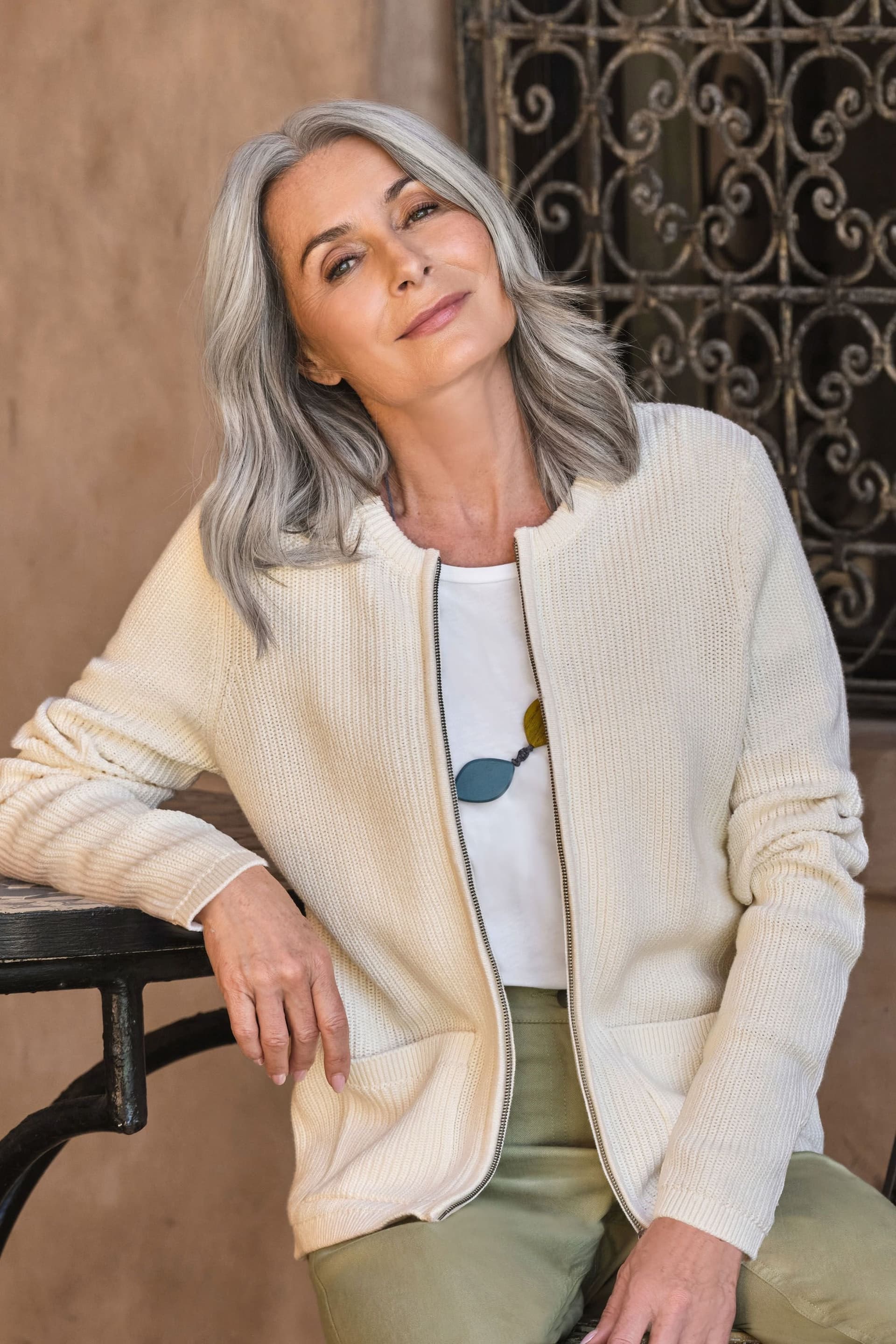 WoolOvers WoolOvers Women's Zip Through Pocket Cardigan in Cream
