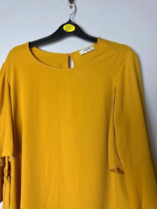 Papaya Women’s mustard blouse size 12 excellent condition