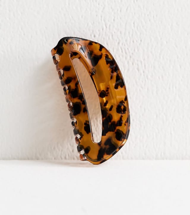 New Look Brown Tortoise Shell Oval Claw Clip New Look - 2