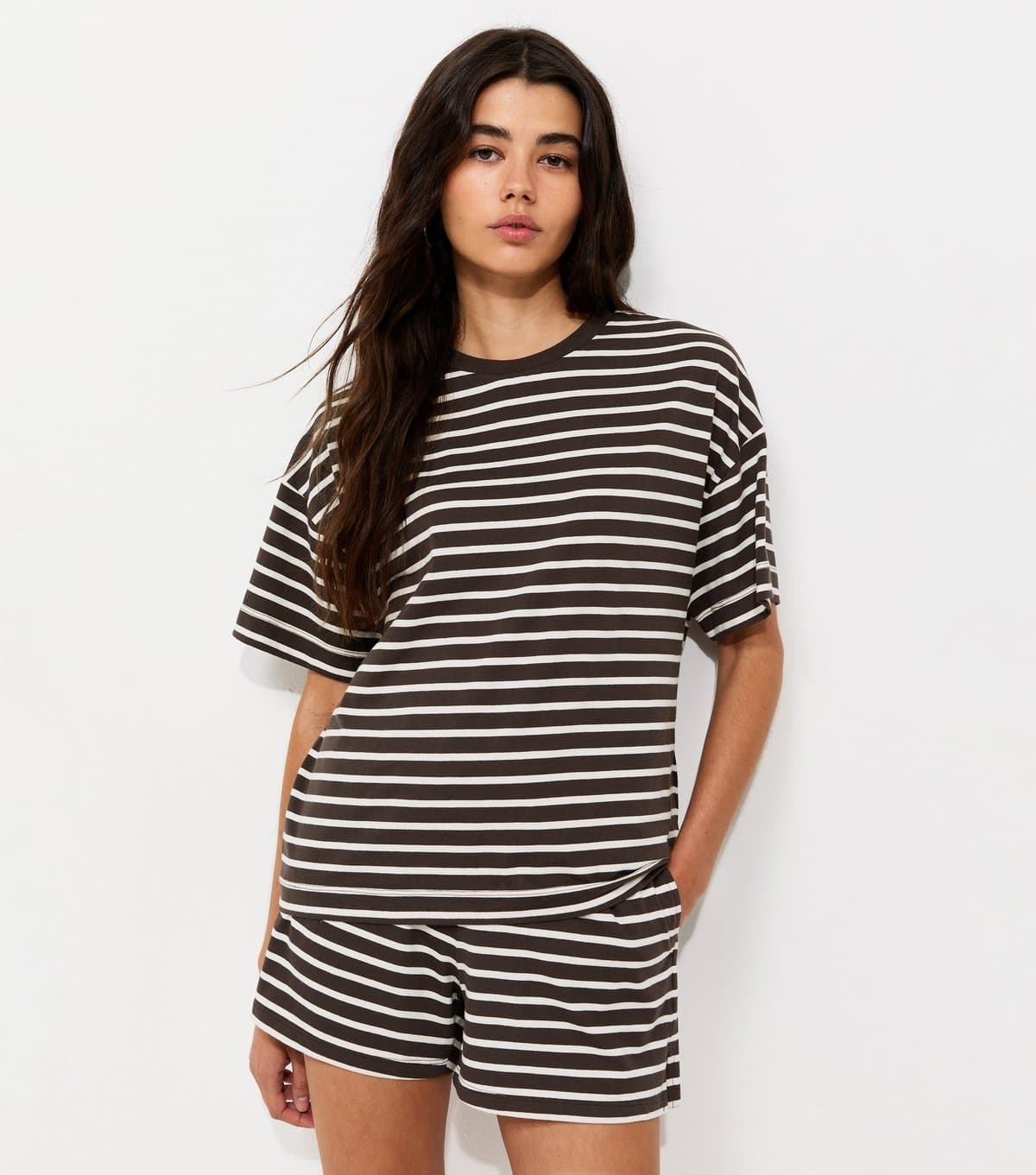 New Look Women's Brown Cotton Striped Boxy Crew Neck T-Shirt New Look