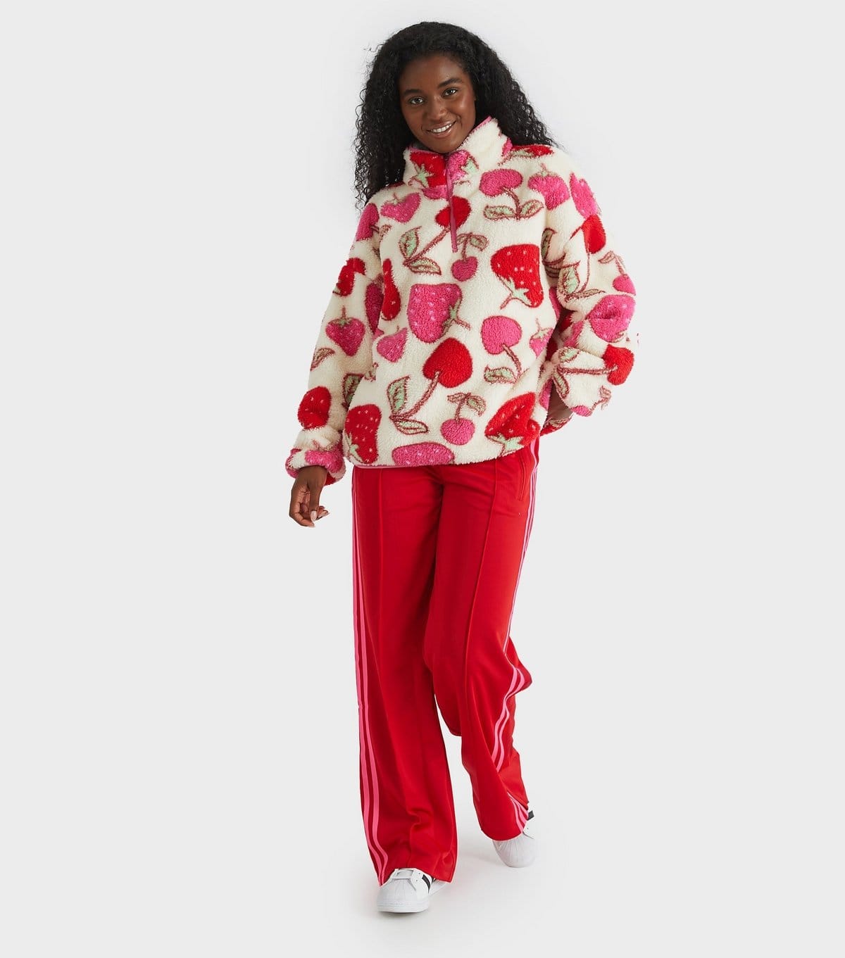 Skinnydip Women's Cream Berry Pattern Fleece Sweatshirt Skinnydip New Look - 4