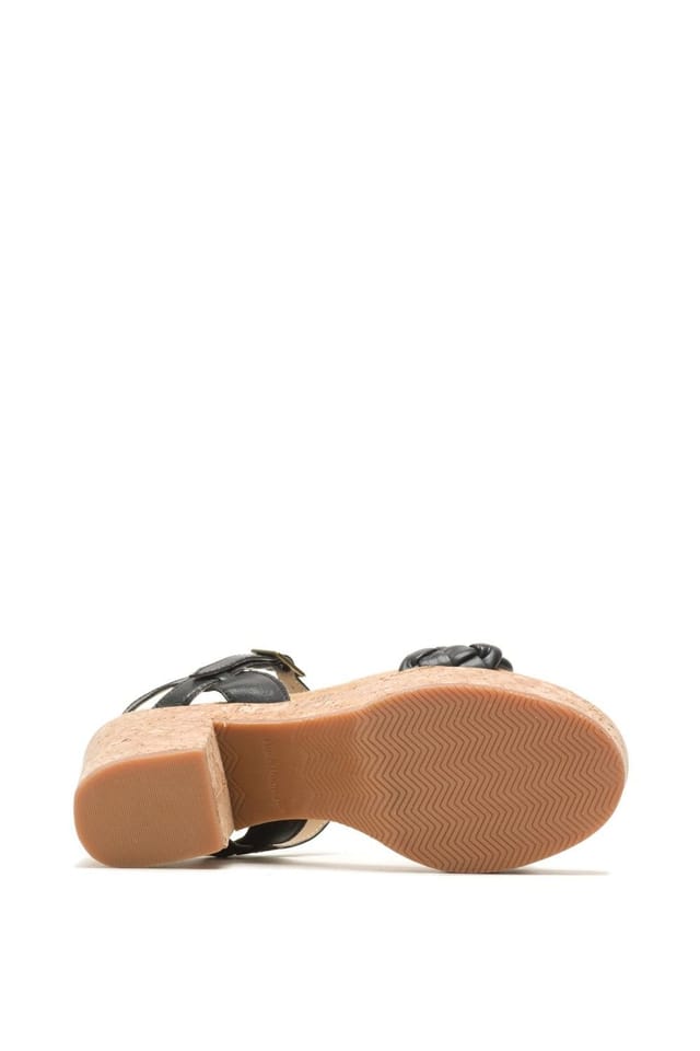 Hush Puppies Hush Puppies Women's Poppy Quarter Strap Sandal in Black - 3