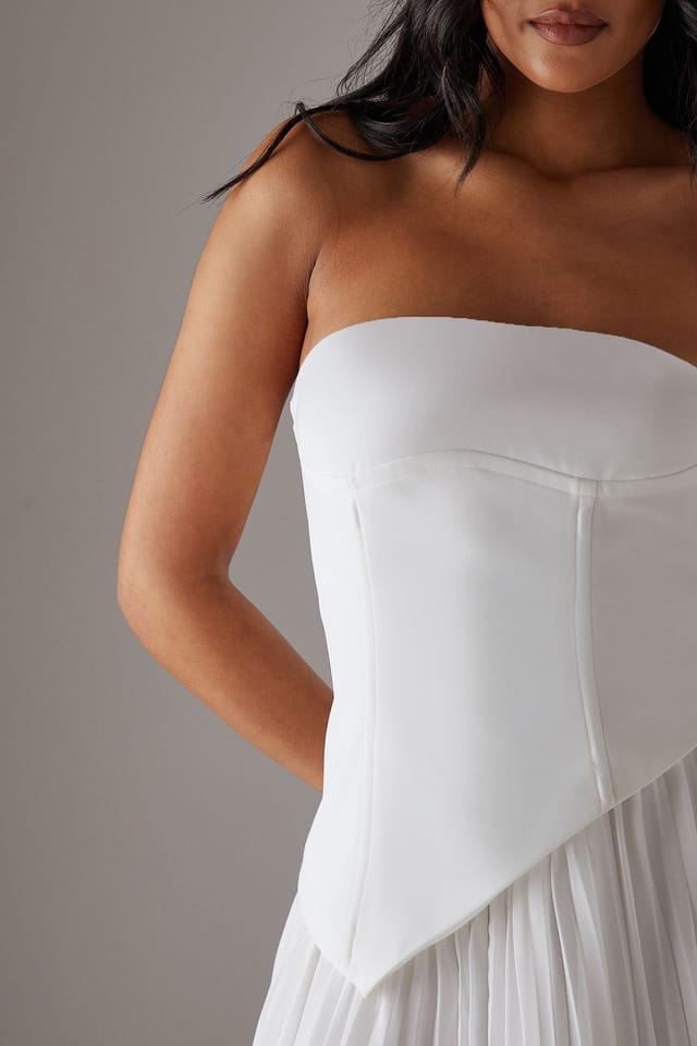 Warehouse Warehouse Women's Bandeau Bodice Pleated Chiffon Midi Dress in Ivory - 3