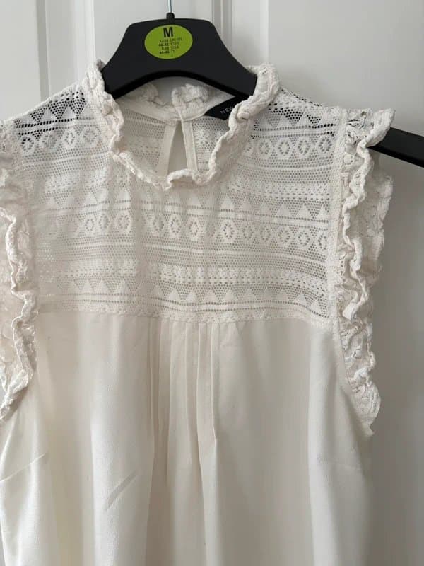 New Look White chiffon sleeveless top