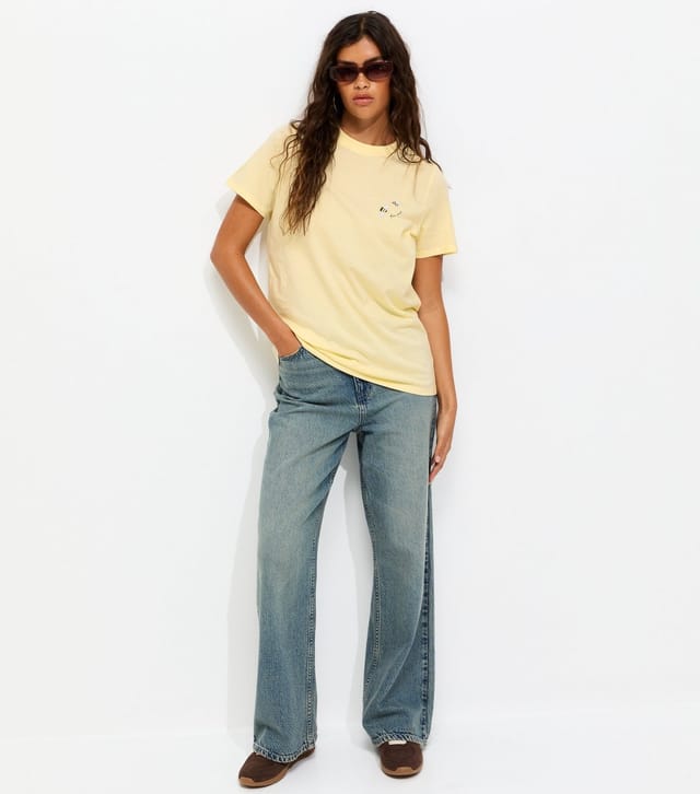 New Look Women's Light Yellow Bee Print T-Shirt New Look - 3