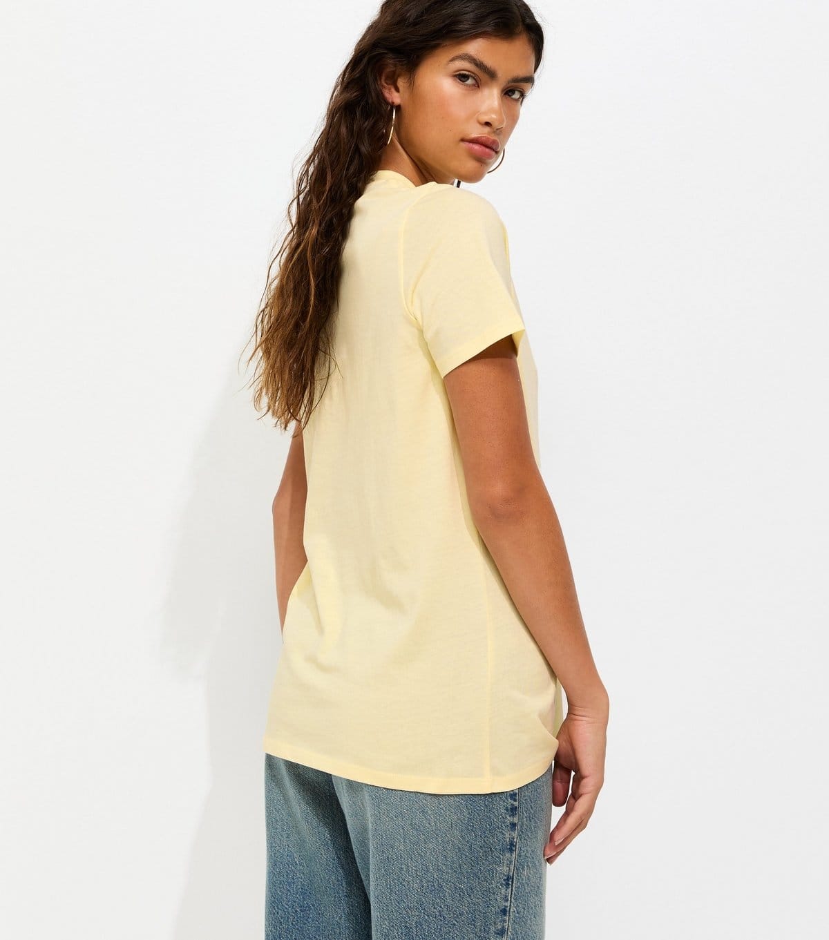 New Look Women's Light Yellow Bee Print T-Shirt New Look - 4