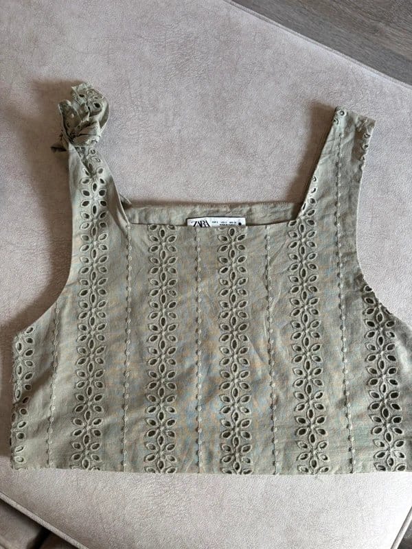 Zara Zara sage green embroidered tie-strap crop top – size S - 1