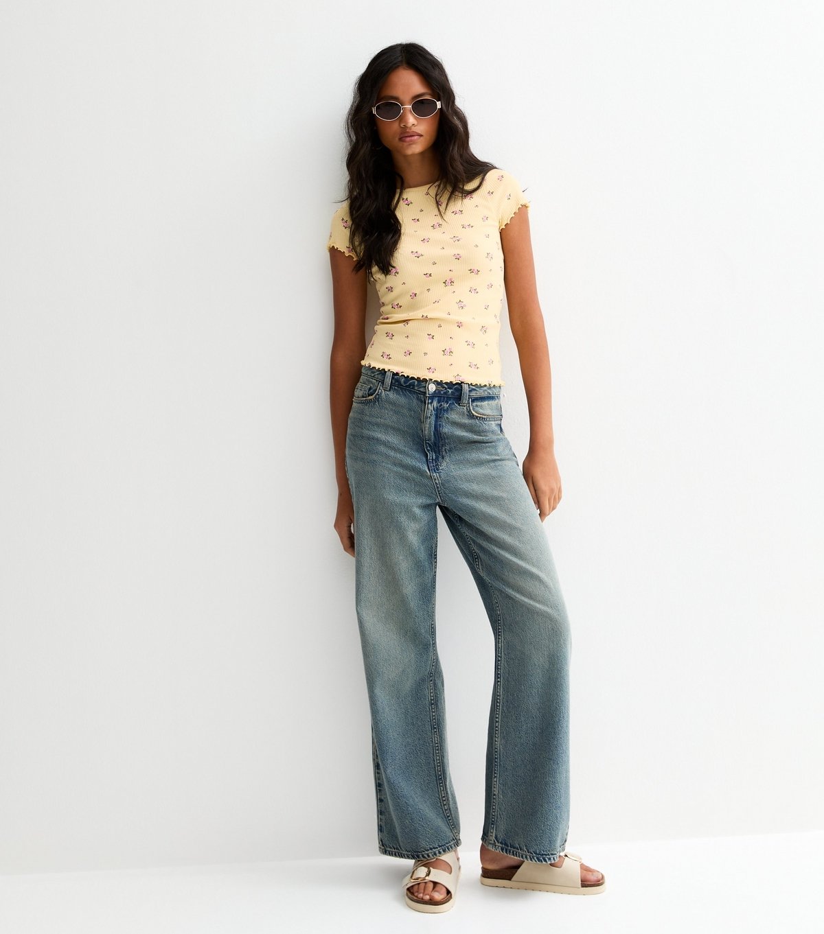 New Look Women's Yellow Floral Babylock T-Shirt New Look - 3