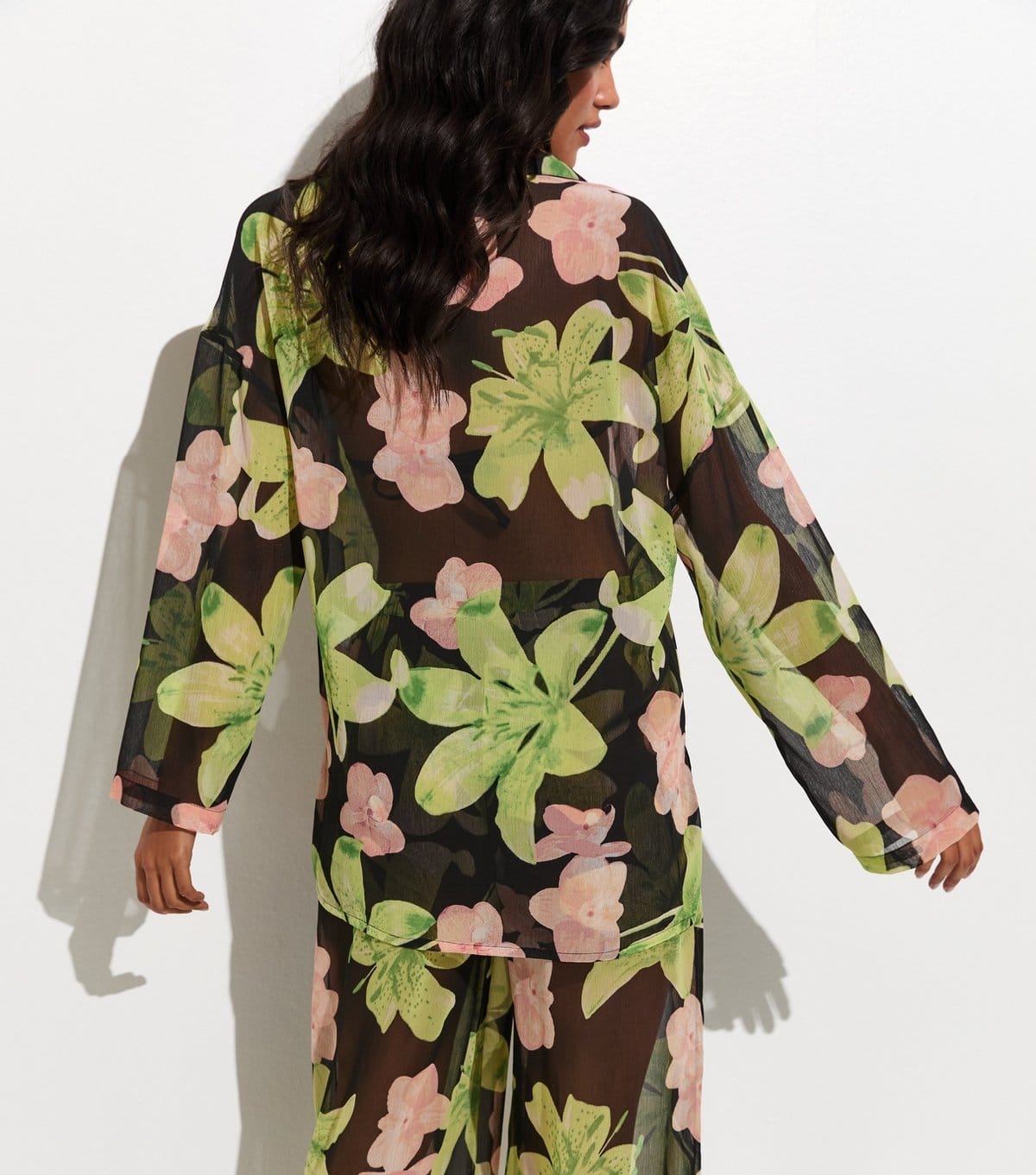 New Look Women's Black Oversized Flower Print Beach Shirt New Look - 4