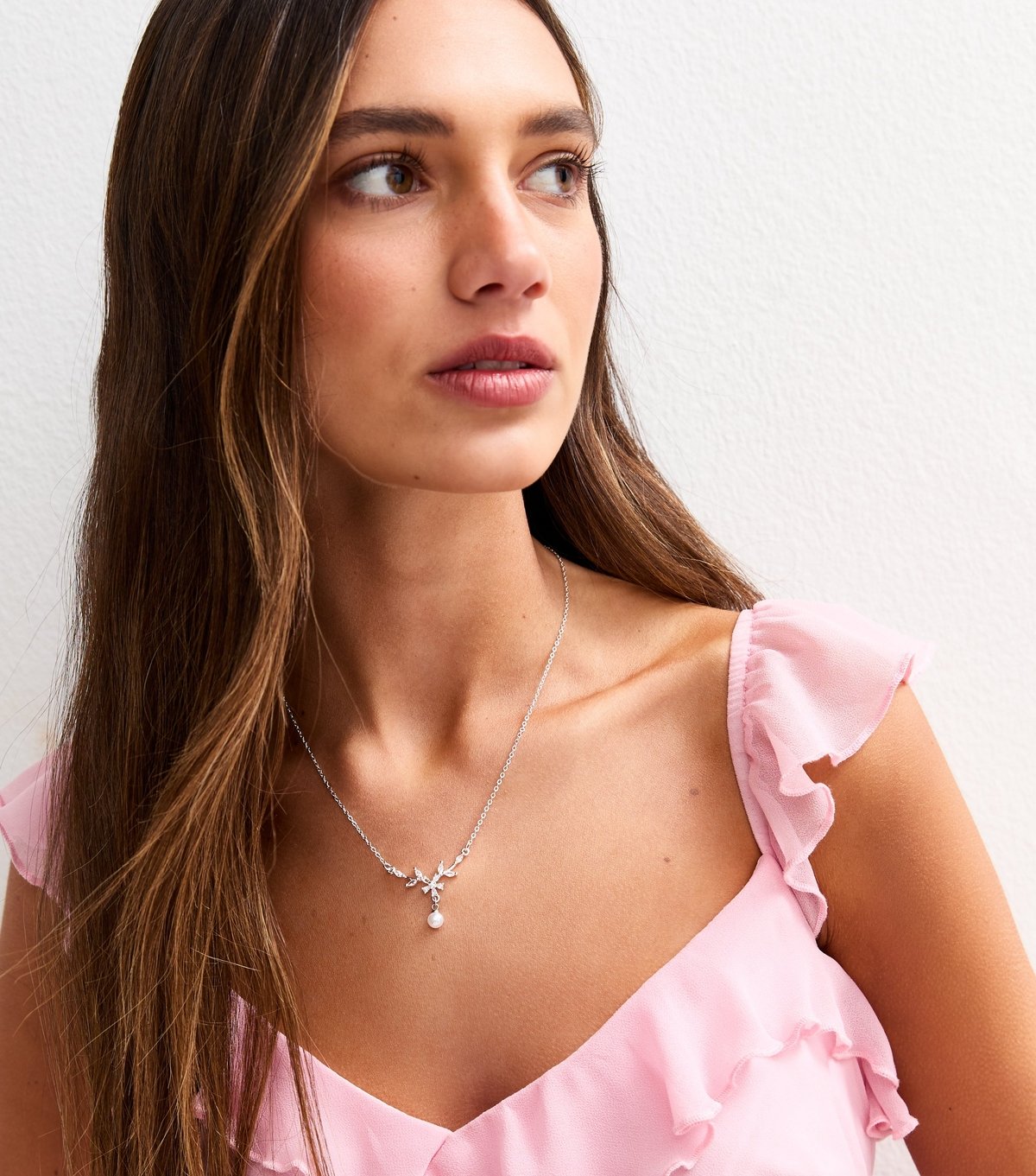 New Look Silver Tone Cubic Zirconia Leaf Centre Faux Pearl Drop Necklace New Look - 2