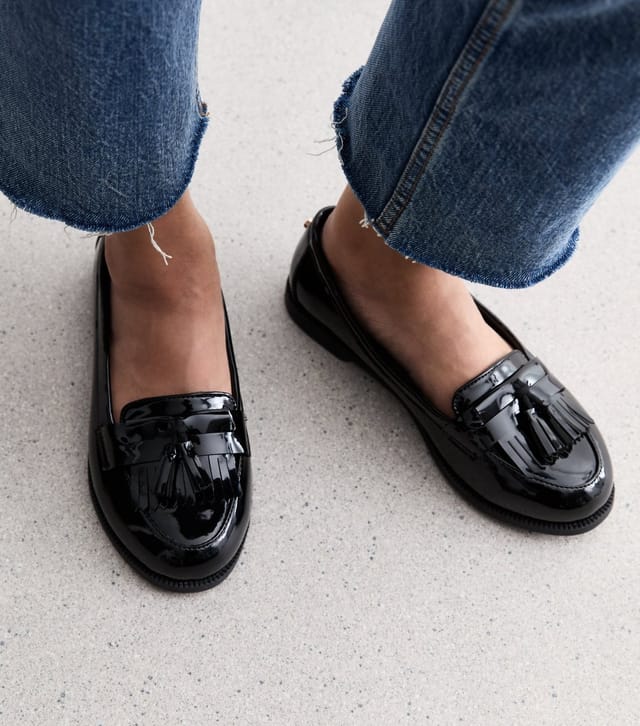 New Look Women's Extra Wide Fit Black Patent Faux Leather Tassel Loafers Vegan New Look - 2