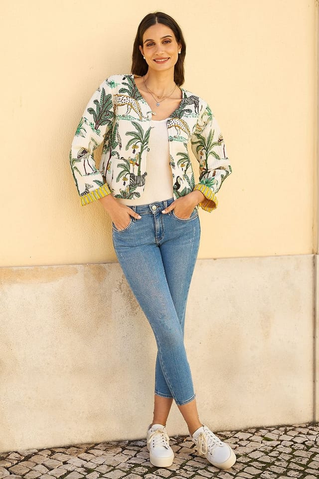 Yumi Yumi Women's White Animal Reversible Cotton Quilted Jacket - 2