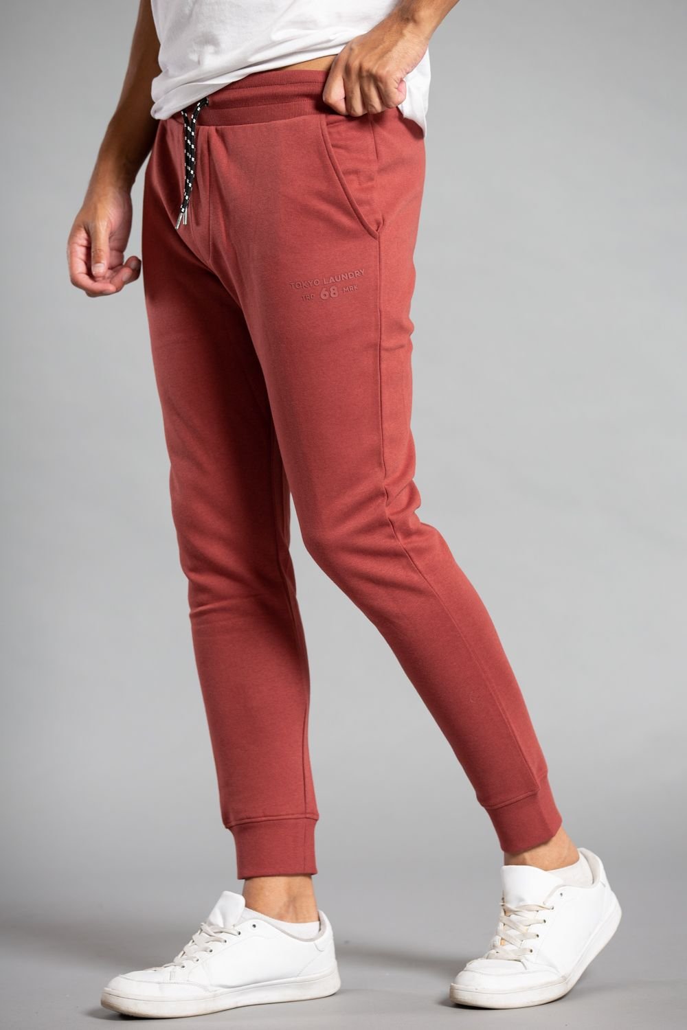 Tokyo Laundry Tokyo Laundry Men's Cotton Blend Staple Drawstring Joggers in Red - 4