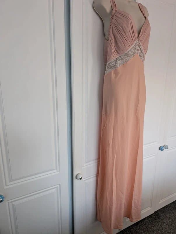 ASOS ASOS Design Tall gathered bust lace insert midi dress in dusty pink size 16