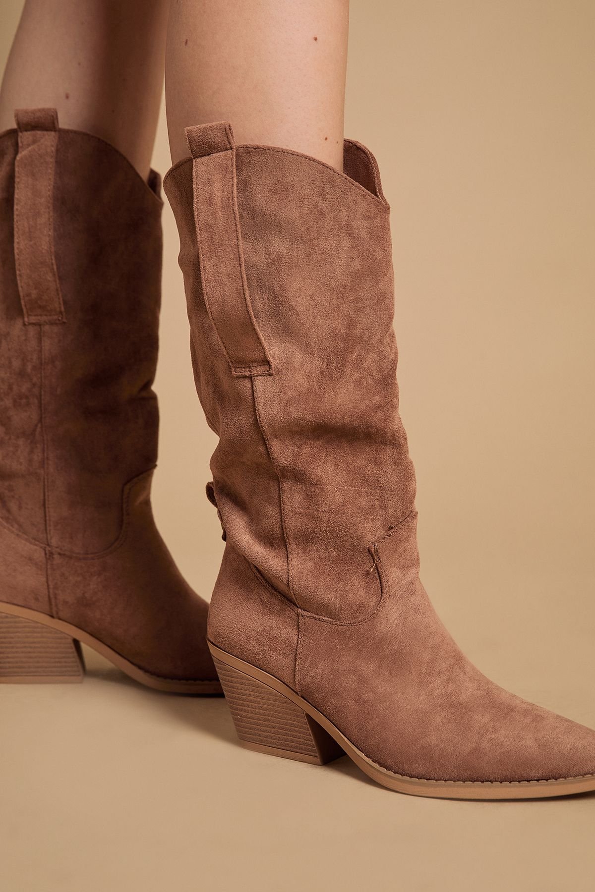 Oasis Oasis Women's Wanda Faux Suede Slouch Western Calf Boots in Mocha - 4