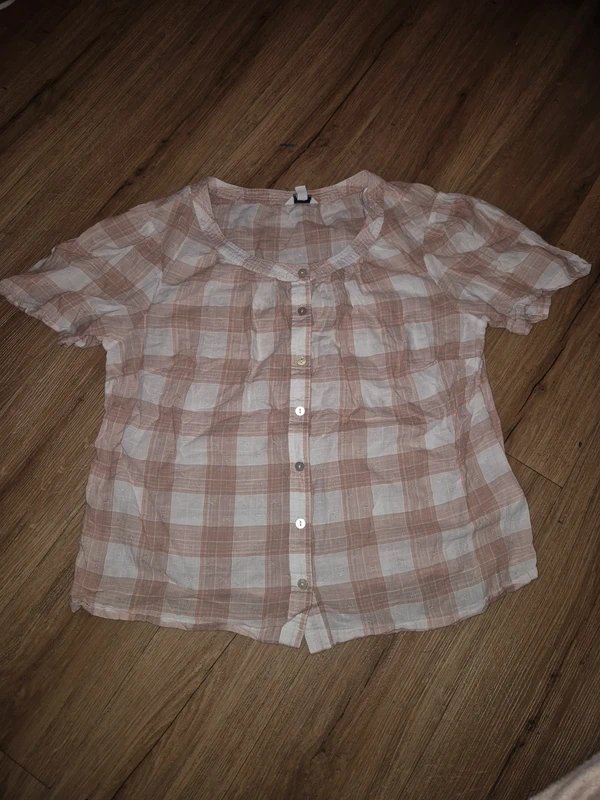 M&Co Women's spring summer short sleeve shirt size 12 - 1