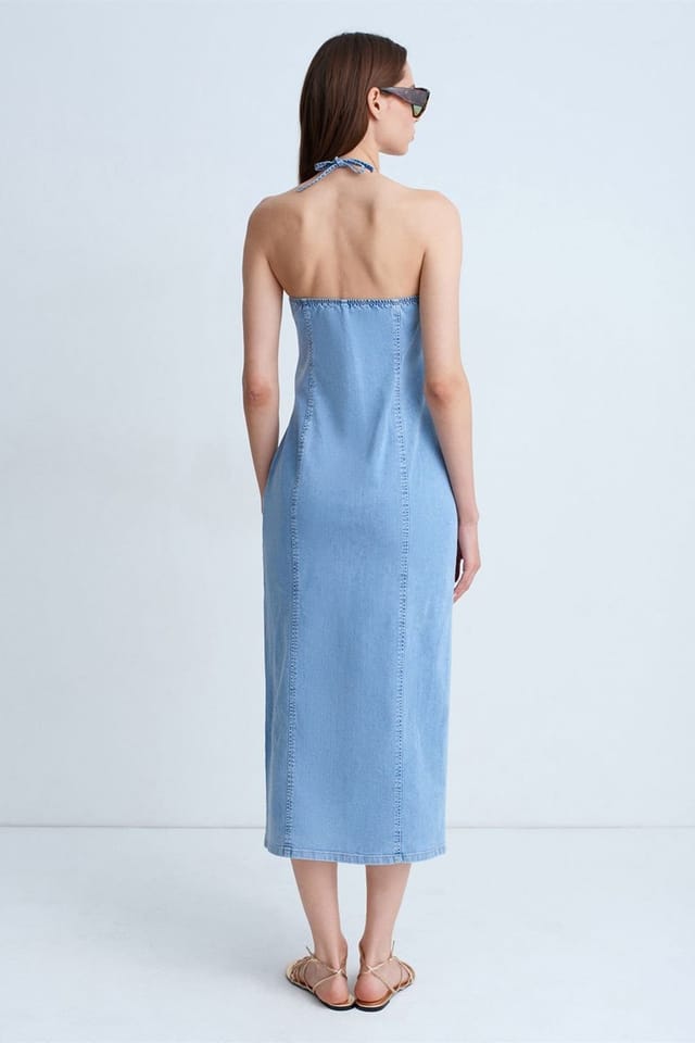 Dilvin Dilvin Women's Halter Neck Midi Denim Dress in Light Blue - 2