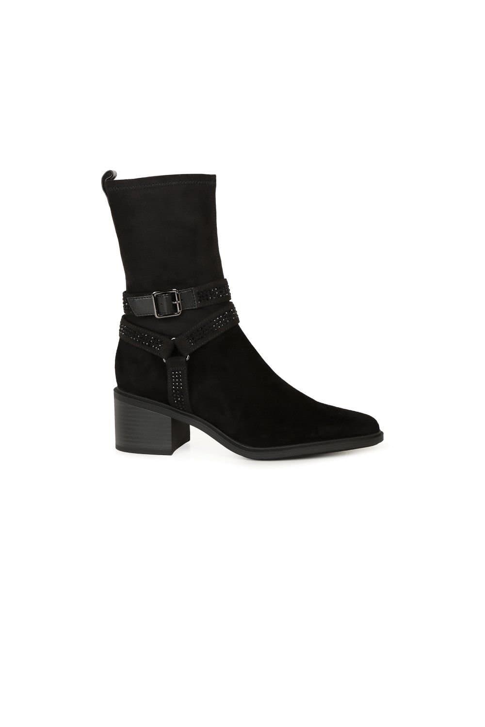 Regarde le Ciel Regarde Le Ciel Women's 'Elettra 01' Ankle Boots in Black