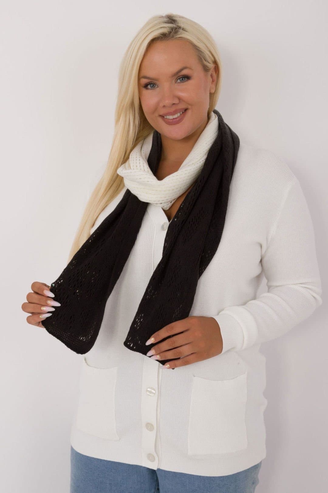 Love Lace Love Lace Women's Long Openwork Cotton Wool Scarf for Autumn Winter Elegant in Beige