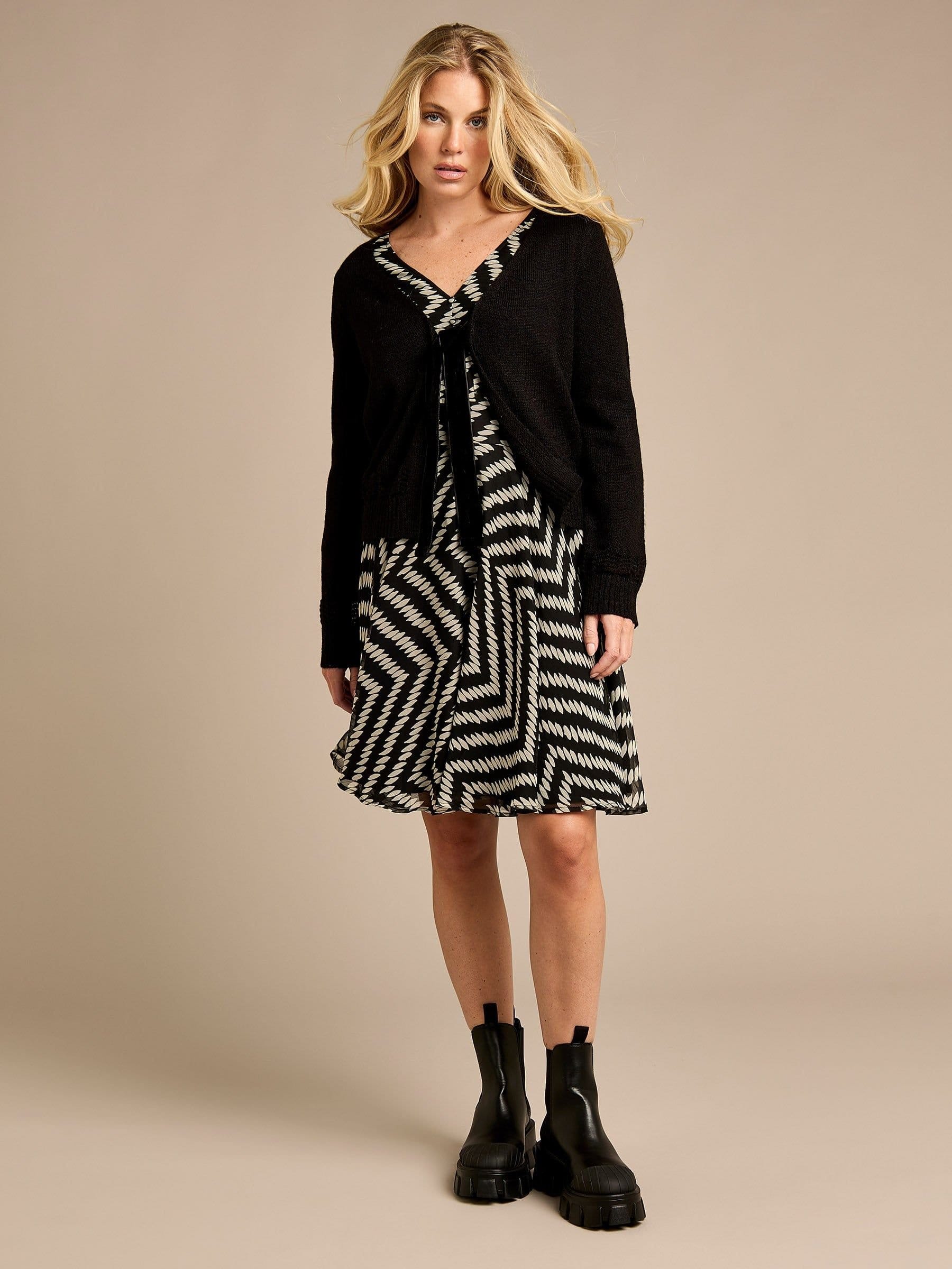 GWD by GEORGE W. DAVIES GWD by GEORGE W. DAVIES Women's GWD Margerita Cardigan in Black - 4