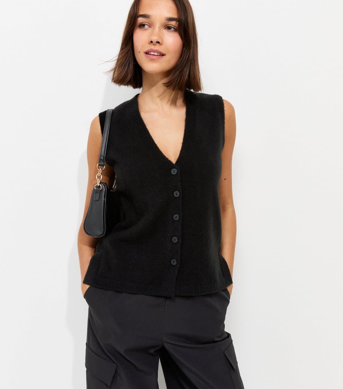 New Look Women's Black Knit Button Through V-Neck Waistcoat New Look