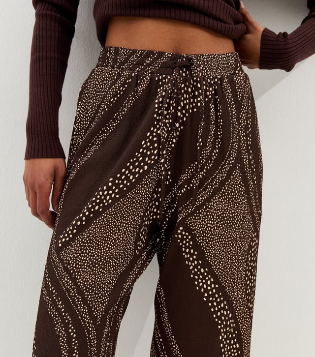 New Look Women's Dark Brown Swirly Print Wide Leg Trousers New Look - 2