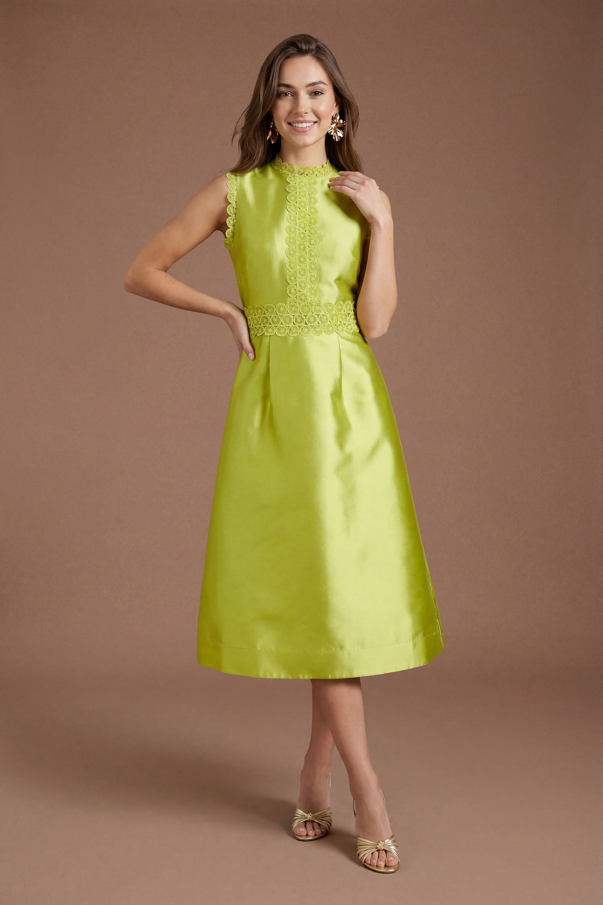 Coast Coast Women's Twill Lace Dress in Chartreuse
