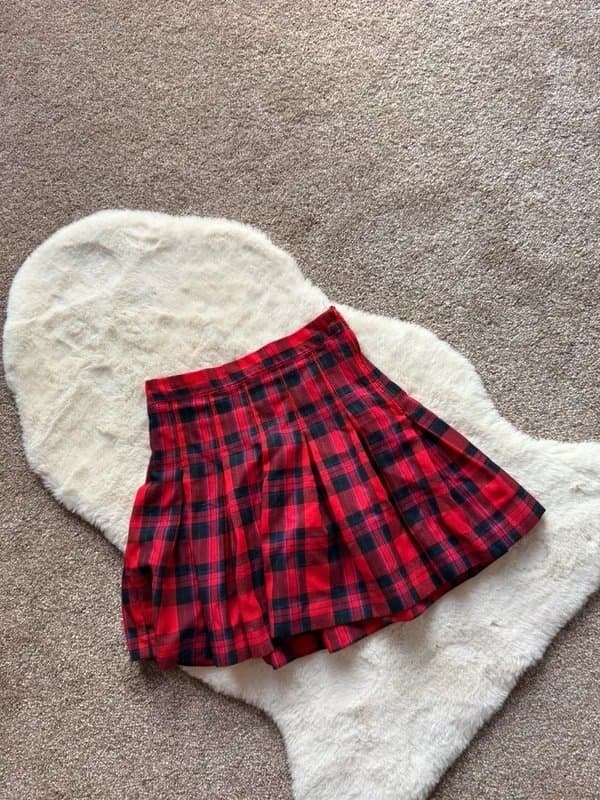 H&M H&M red plaid mini pleated skirt