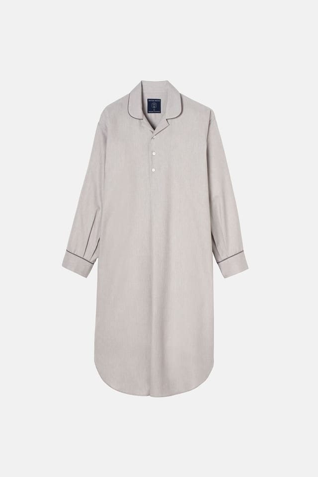 British Boxers British Boxers Men's 'Armoury Grey' Herringbone Cotton Twill Nightshirt in Light Grey - 2