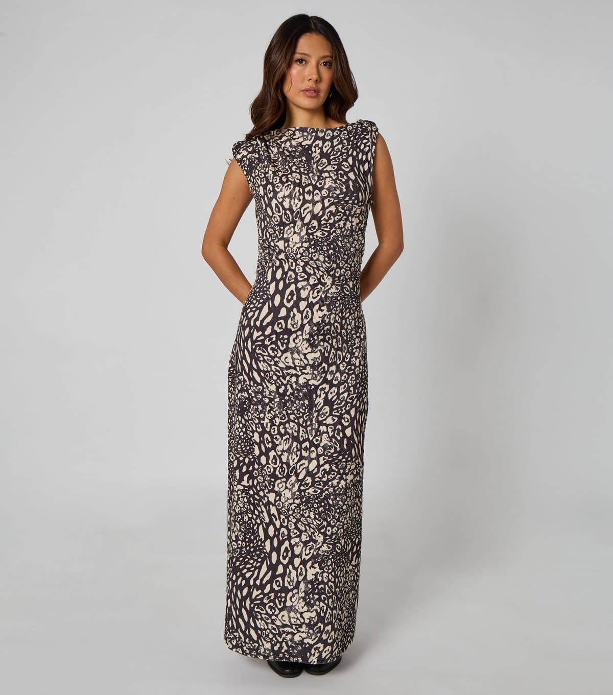 Urban Bliss Women's Black Ribbed Animal Print Maxi Dress Urban Bliss New Look