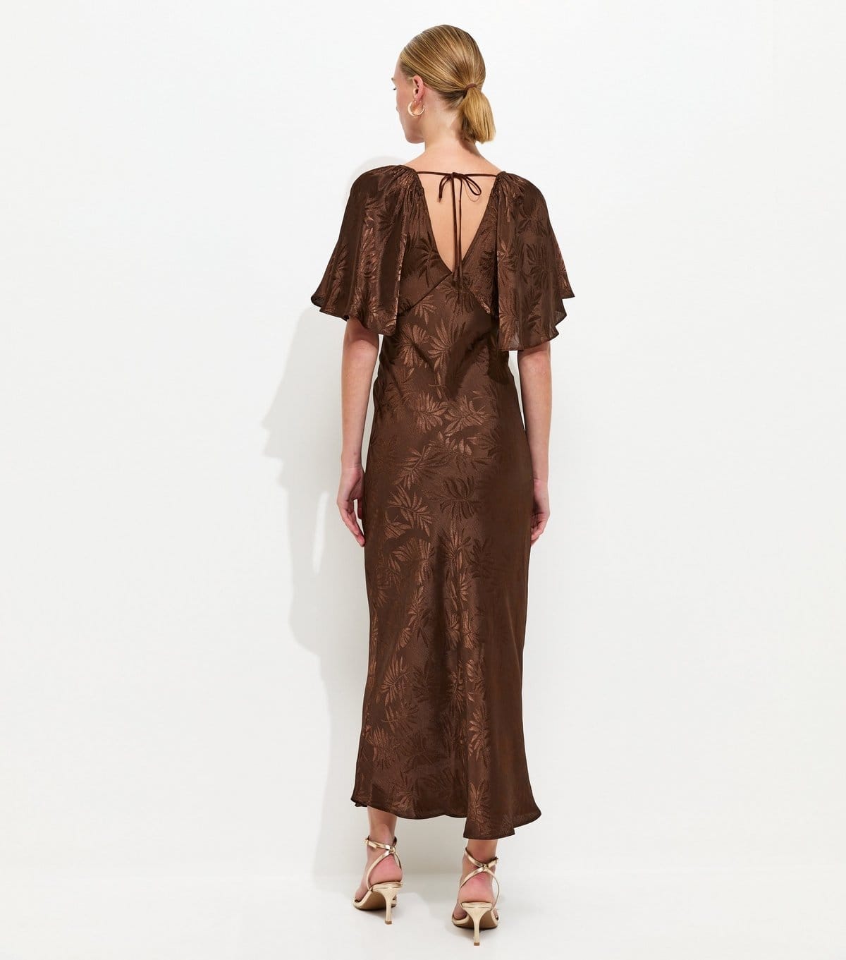 New Look Women's Dark Brown Palm Leaf Jacquard Flutter Sleeve Midi Dress New Look - 4