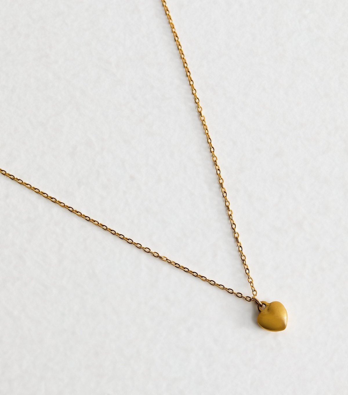 New Look Gold Tone Waterproof Heart Pendant Necklace New Look - 4