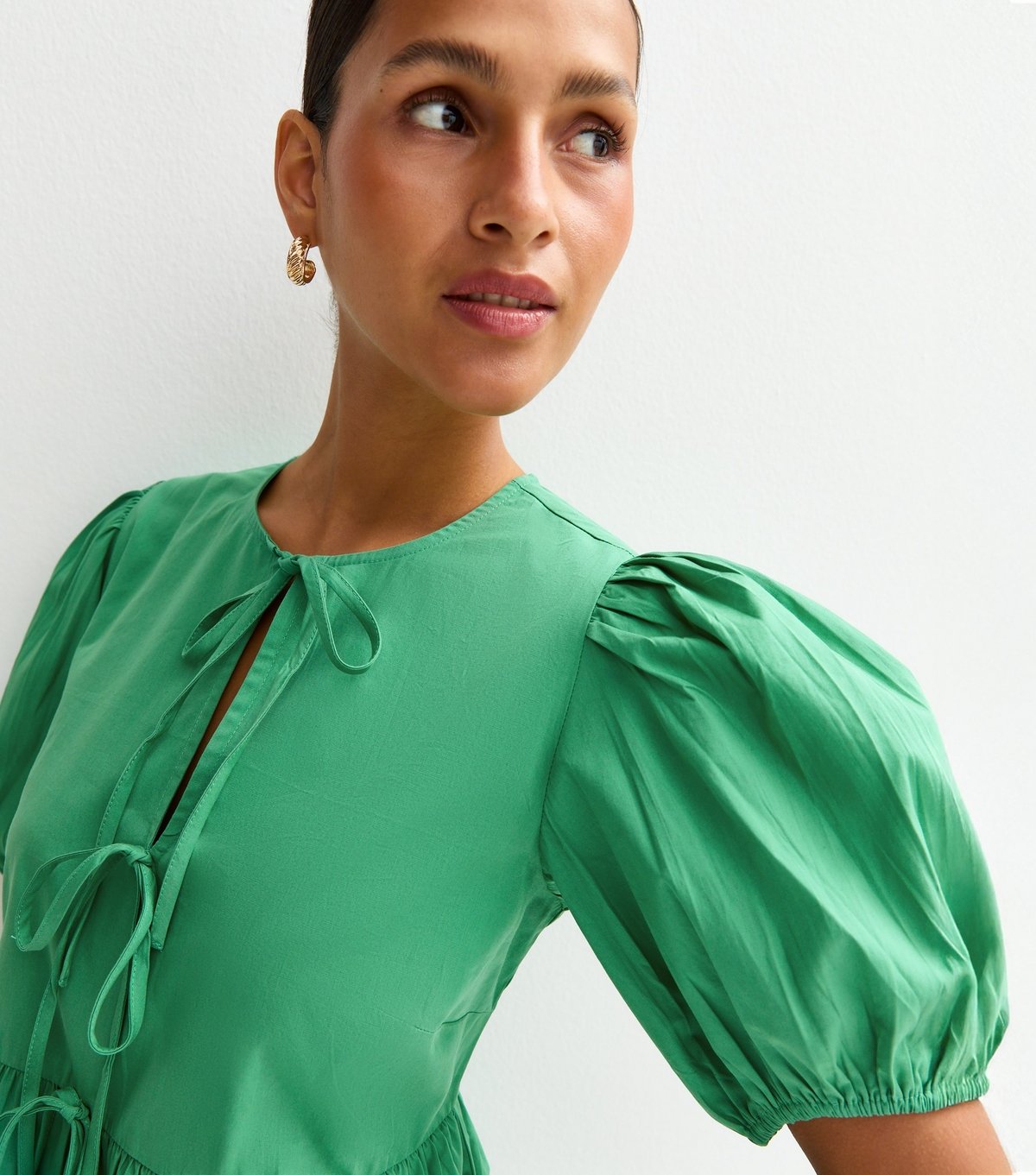 New Look Women's Green Tie Front Bow Detail Mini Dress New Look - 2