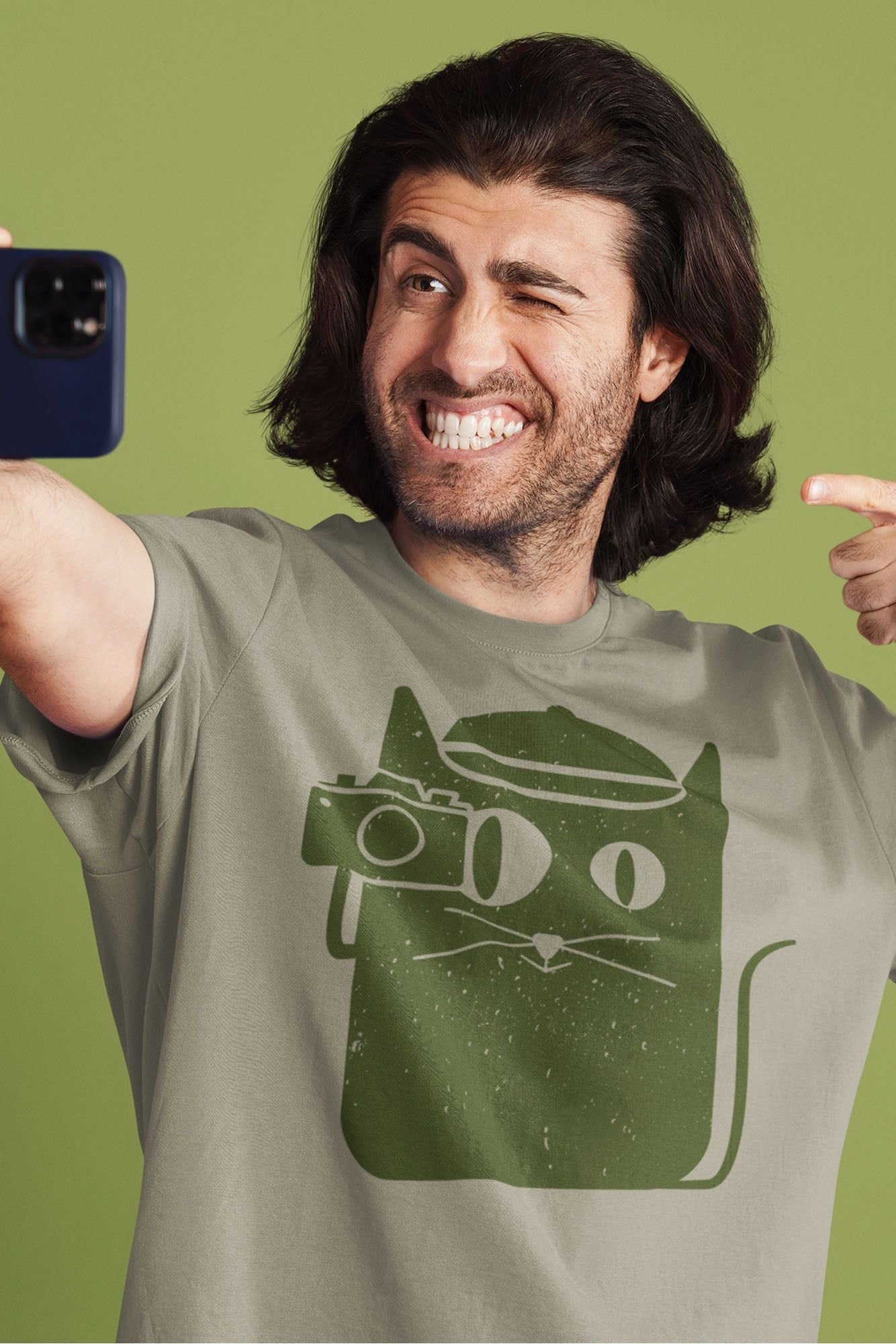 Bad Zebedee Bad Zebedee Men's Photographer Cat T-Shirt in Light Khaki - 1