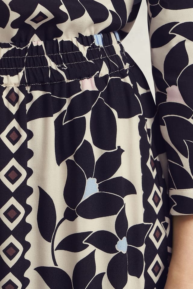 Hobbs London Hobbs London Women's Lyra Floral Midi Skirt in Dark Navy - 3