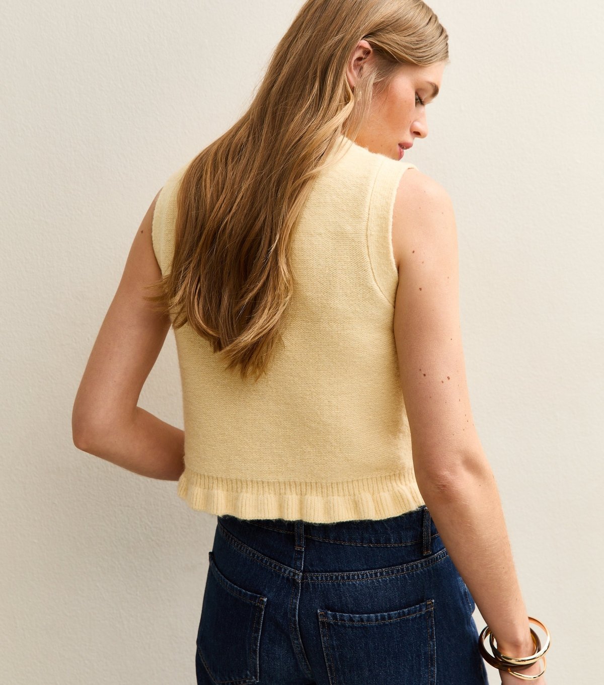 New Look Women's Light Yellow Cable Knit Frill Trimmed Waistcoat New Look - 4